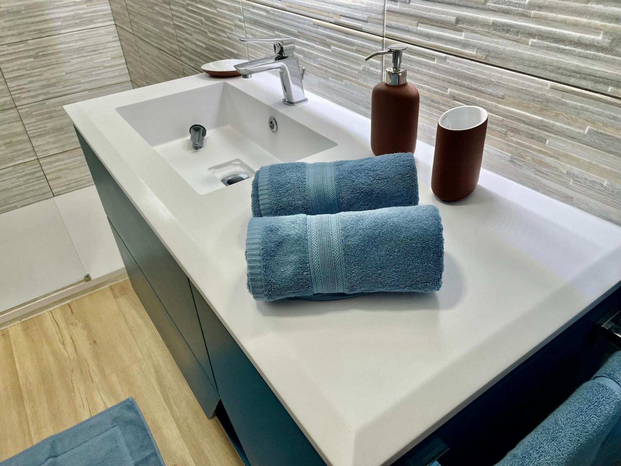 La Casa Delle Camelie Apartment โรม ภายนอก รูปภาพ